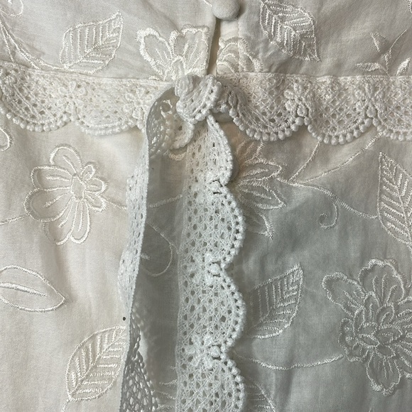 Alice + Olivia Off White Stori White Eyelet Midi Dress Size 6 NWOT - Picture 12 of 14